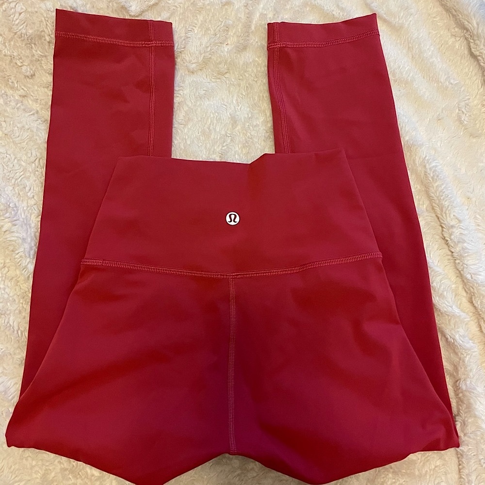 Lululemon high rise 23’ - Picture 1 of 2